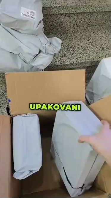Illustrative package opening image for Kakobuy parcel planning