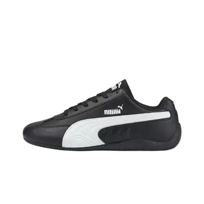Illustrative shoe QC photo used to explain focused photo requests