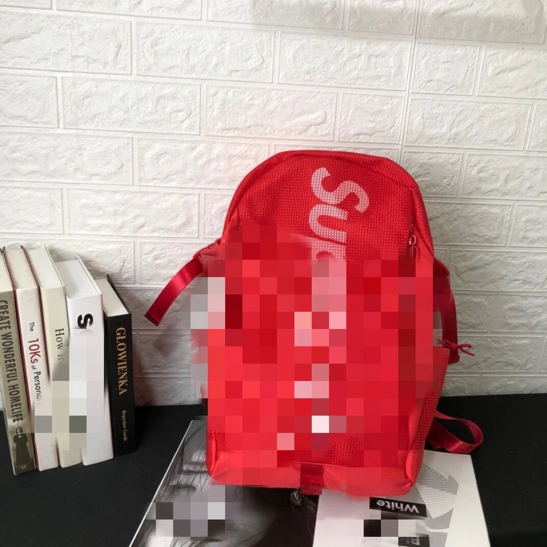 红色