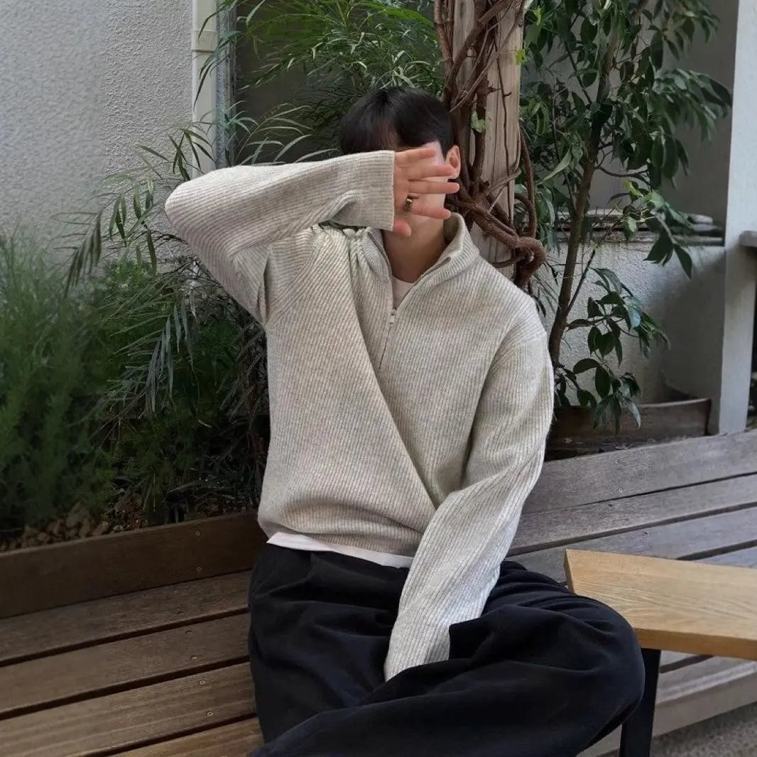 灰色半拉链
