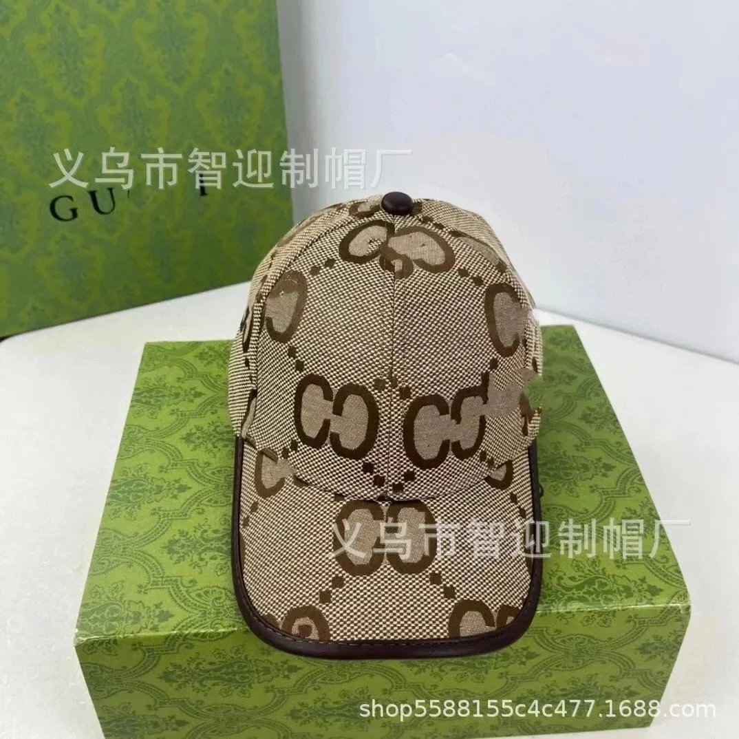 卡其色