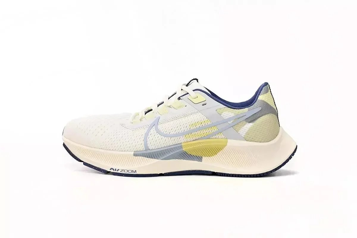White Boarder Blue DQ5077-141