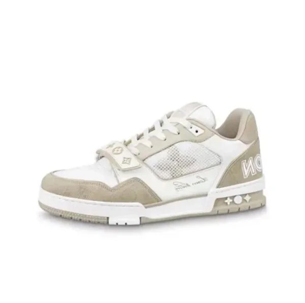 AF001