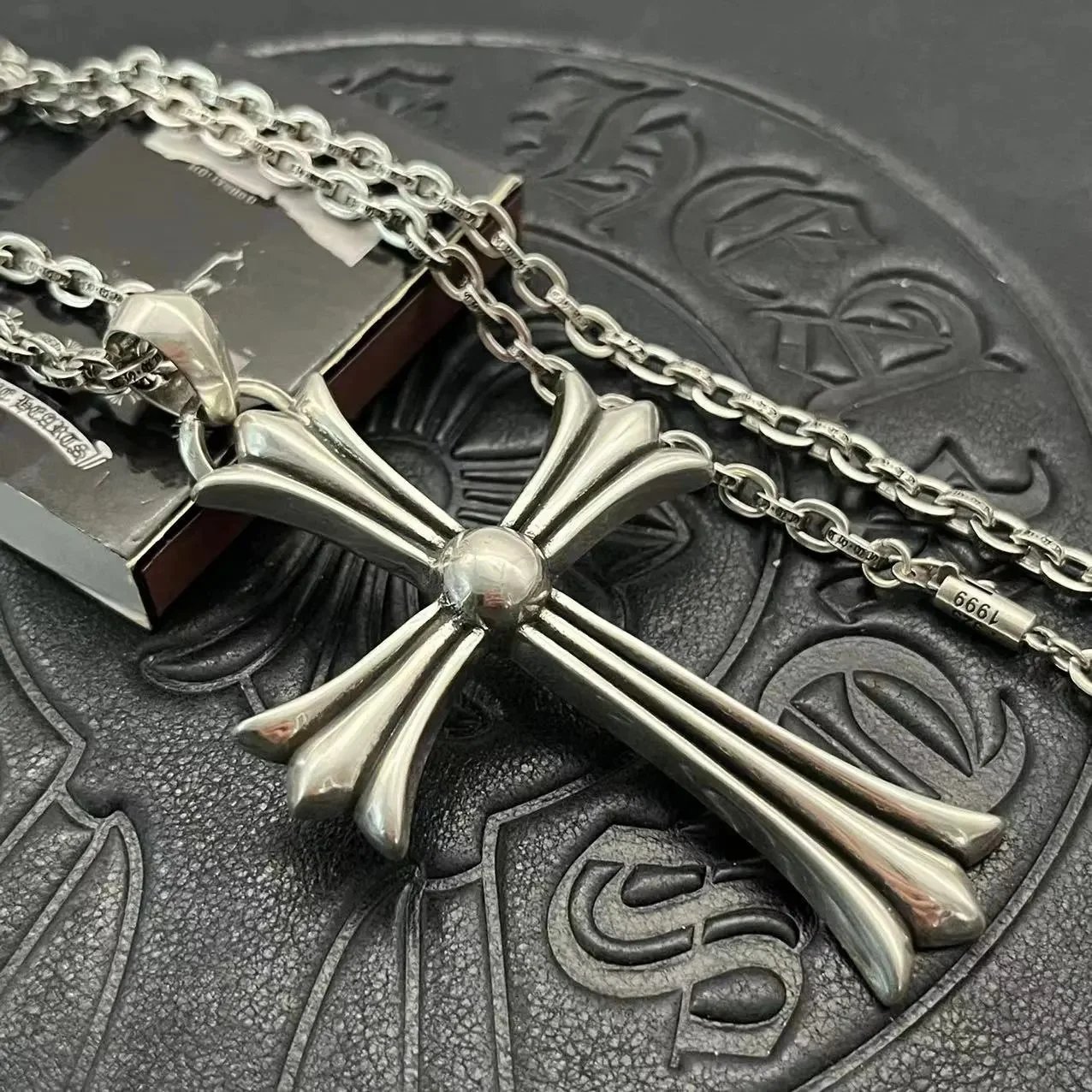 CX023 + Letter Chain