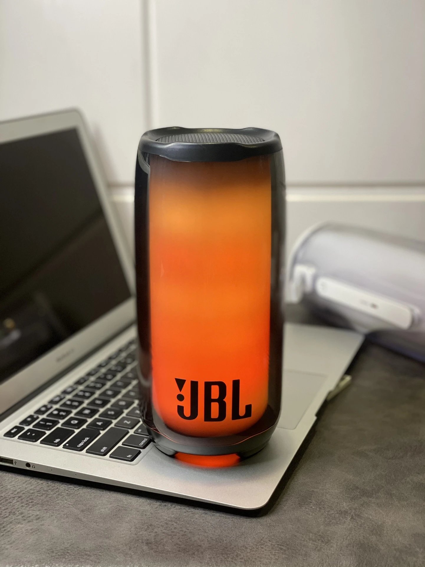 JBL fifth generation-black