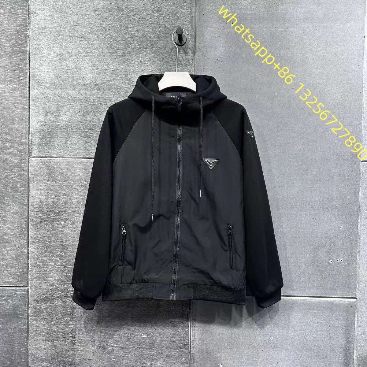 Prada22