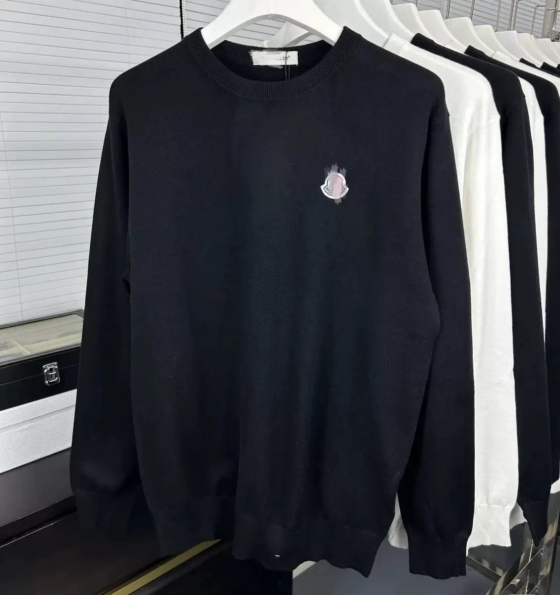 06-黑色