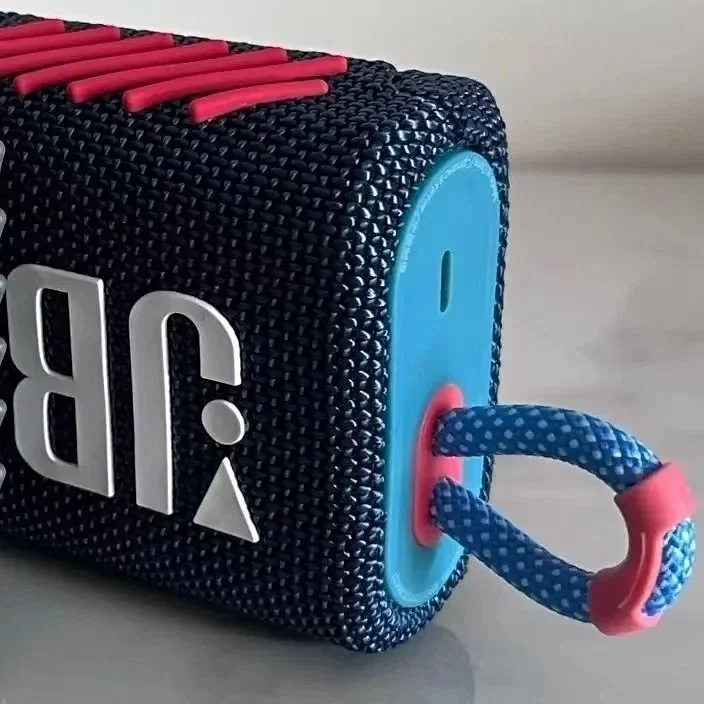 JBL金砖蓝白