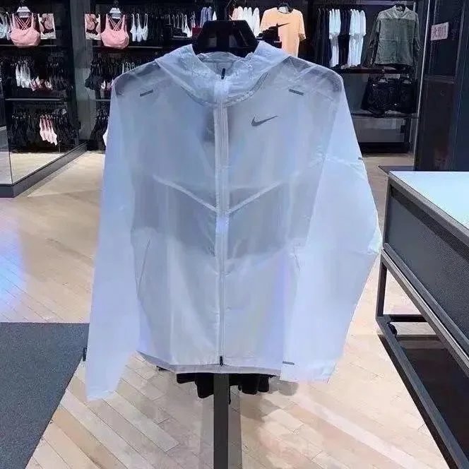 白色上衣