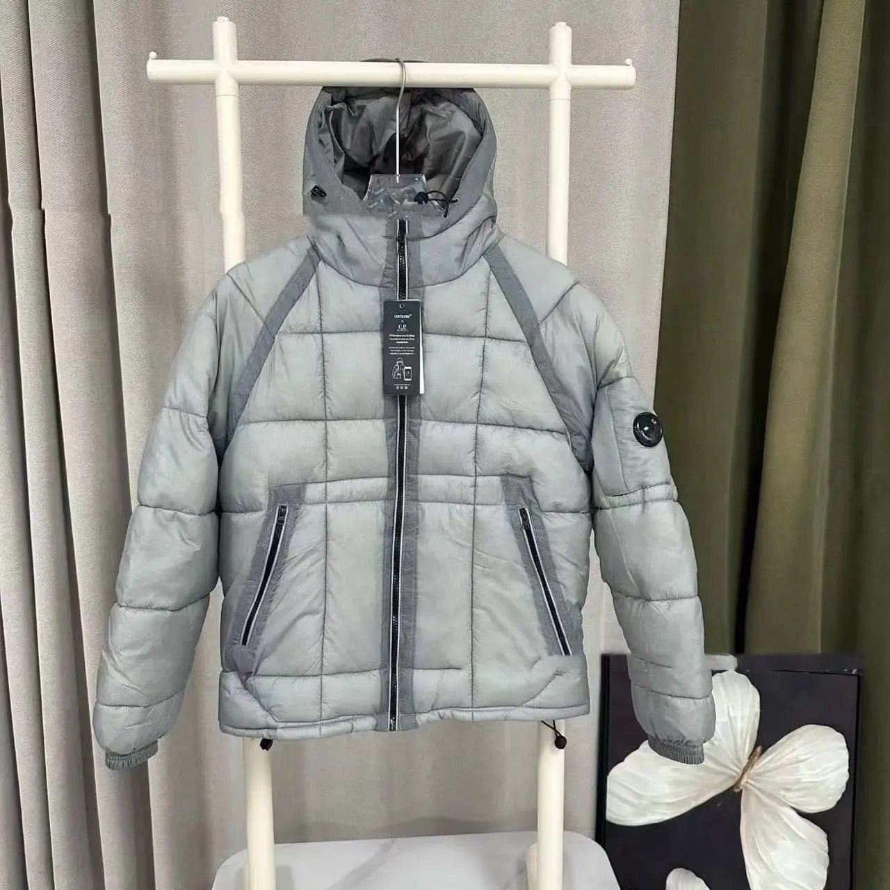 羽绒服-银灰色