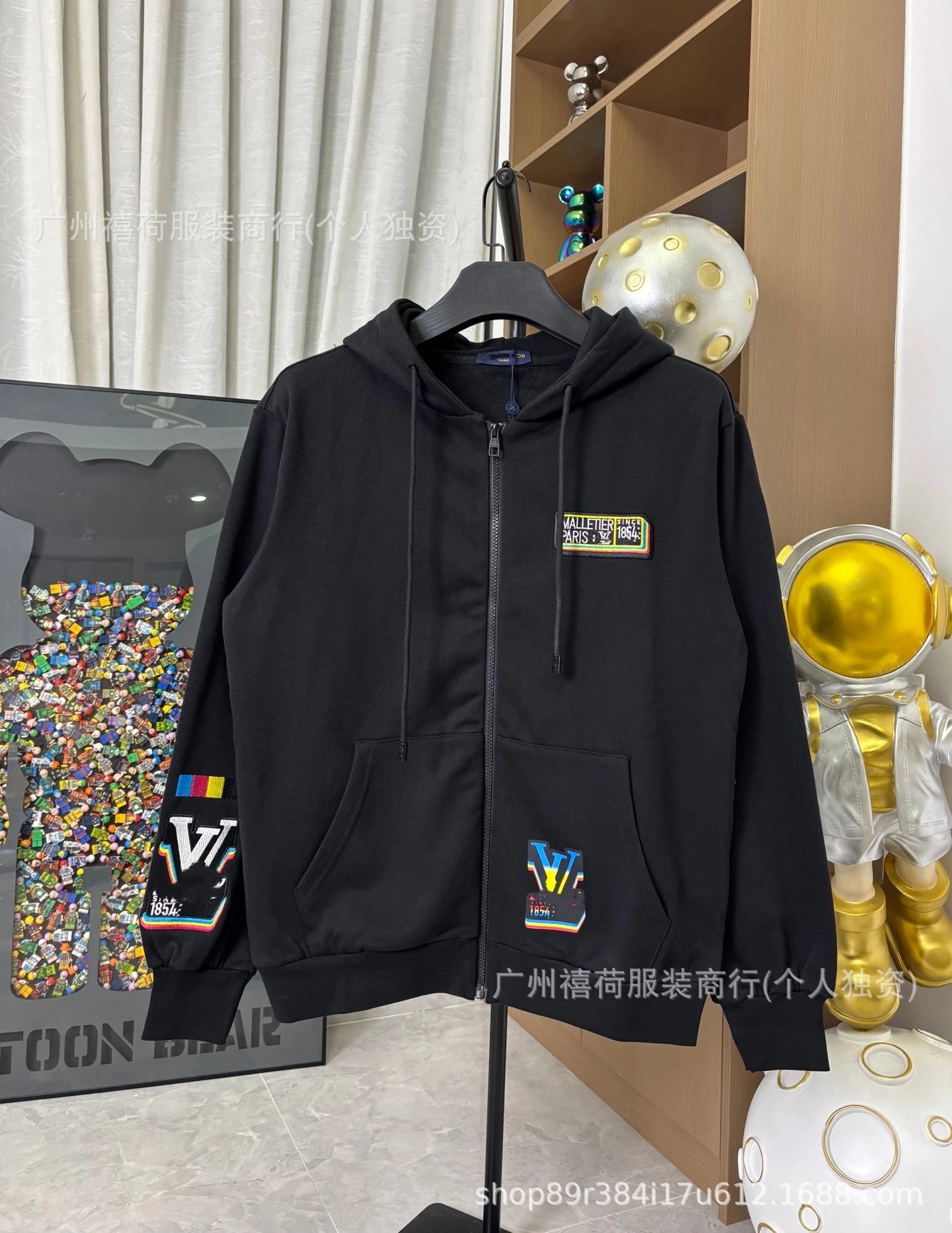 黑色印花喷绘