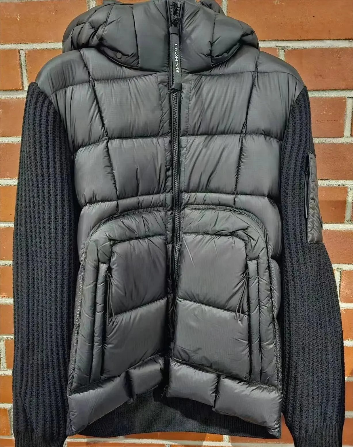 针织拼接羽绒服（90%白鸭绒）-黑色