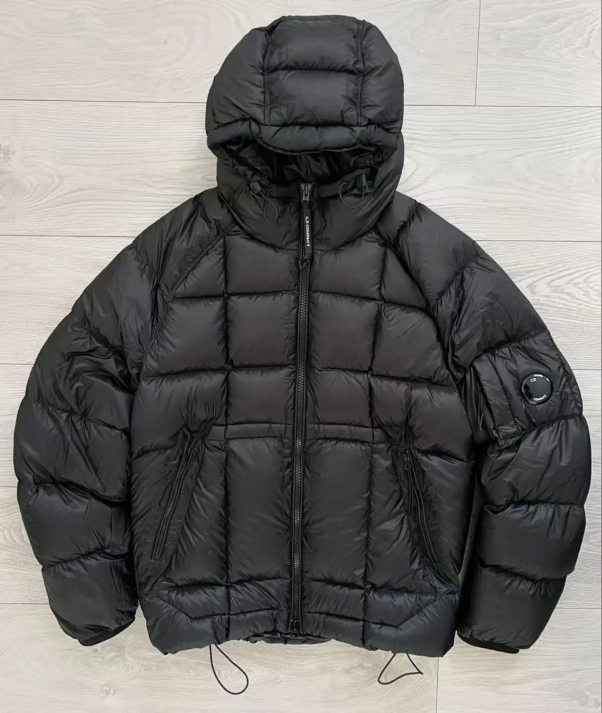 C羽绒服黑色
