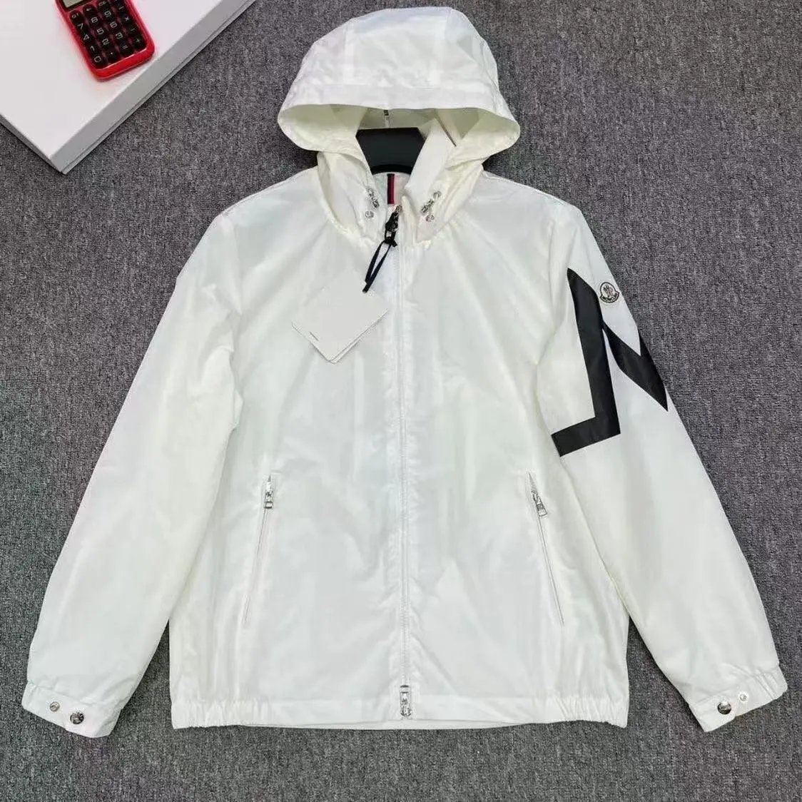 盟可睐冲锋衣4