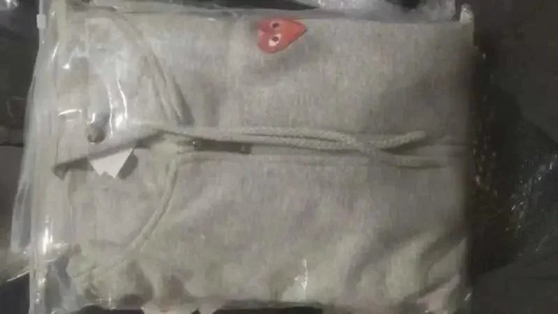 前小红心毛圈开衫灰色
