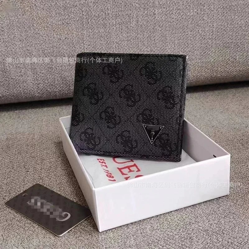 深灰色