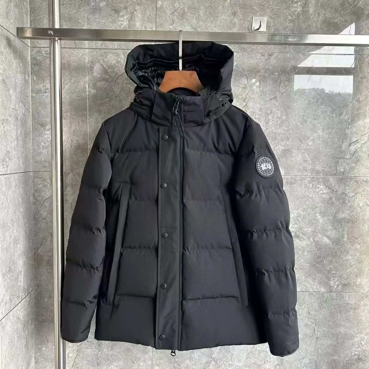 10 Wyndham Parka