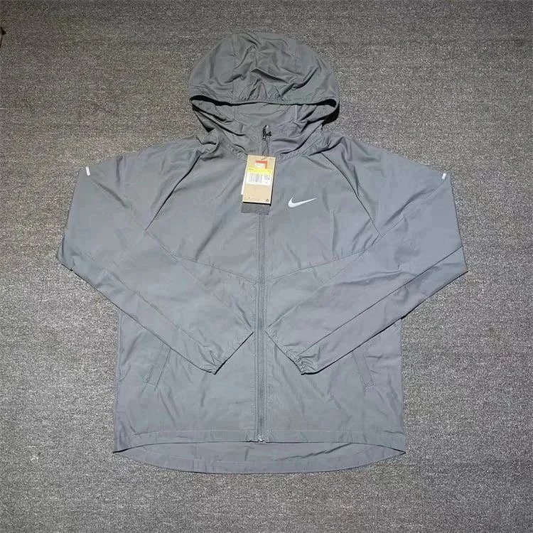 Nike上衣02