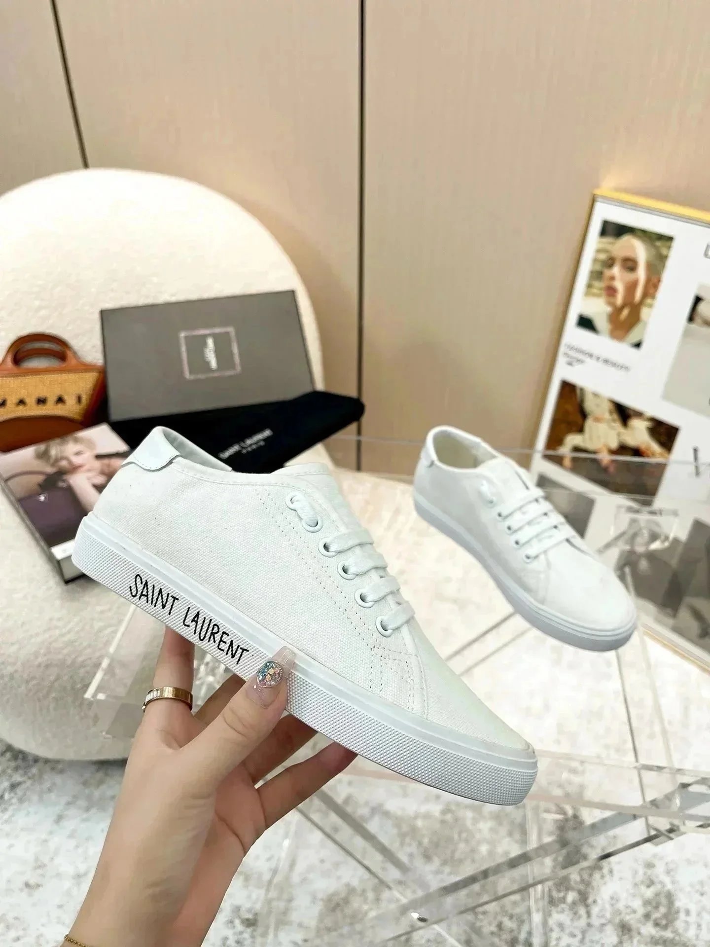 11
