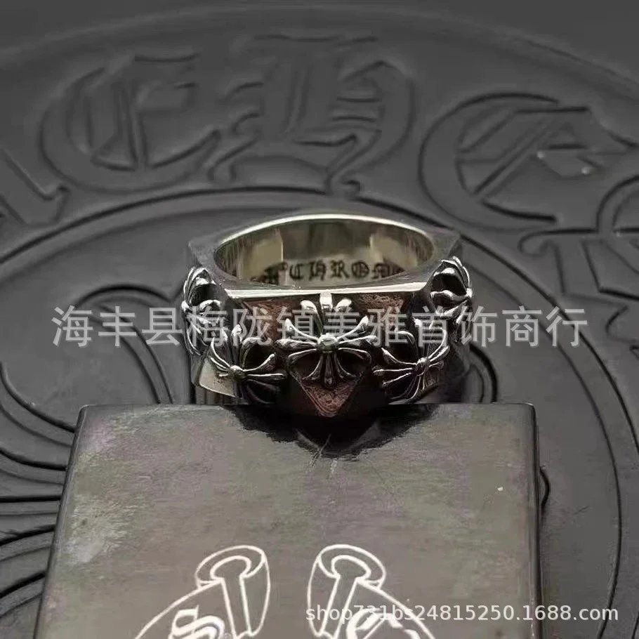 三角十字架