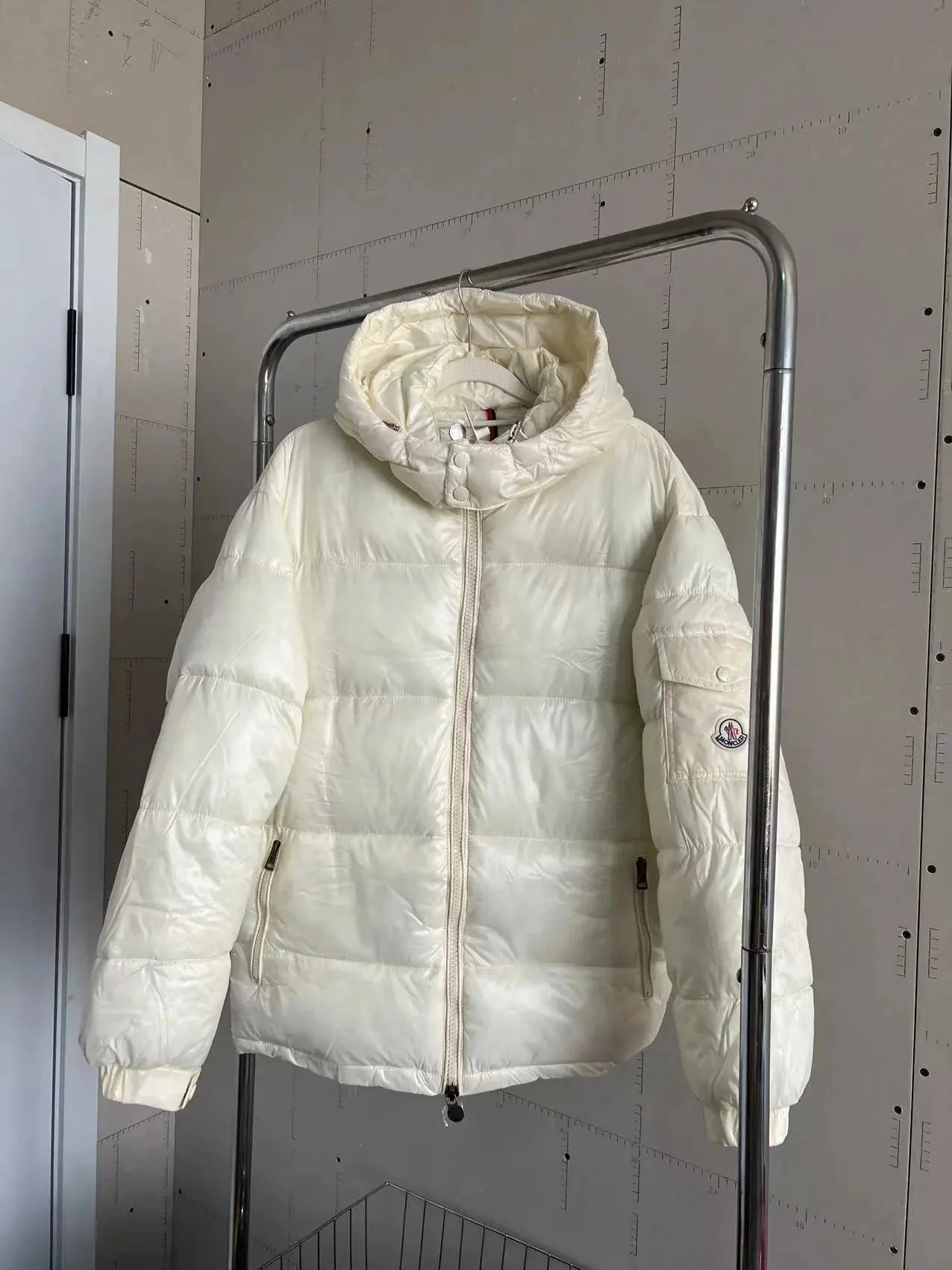 白色