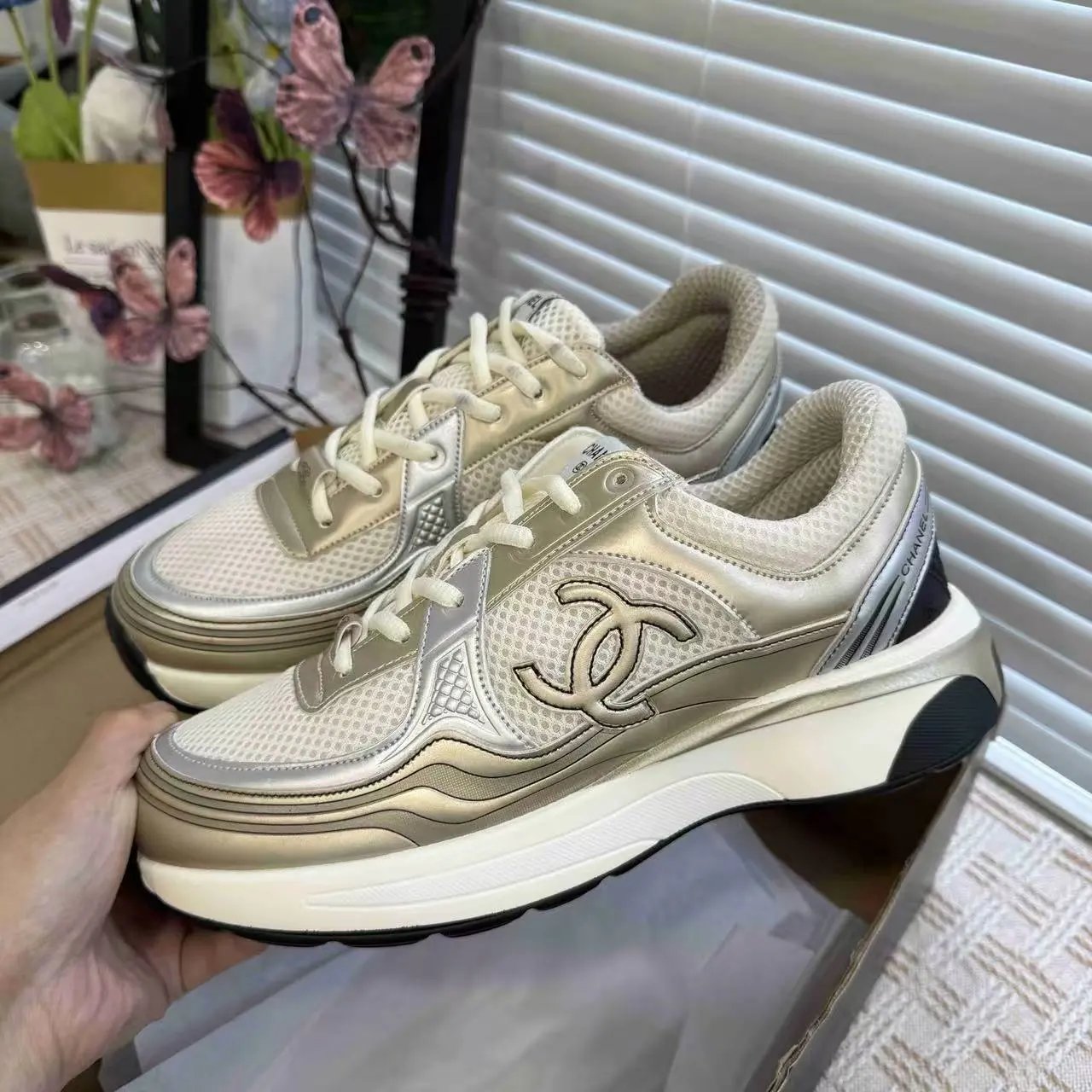 Chanel-金色