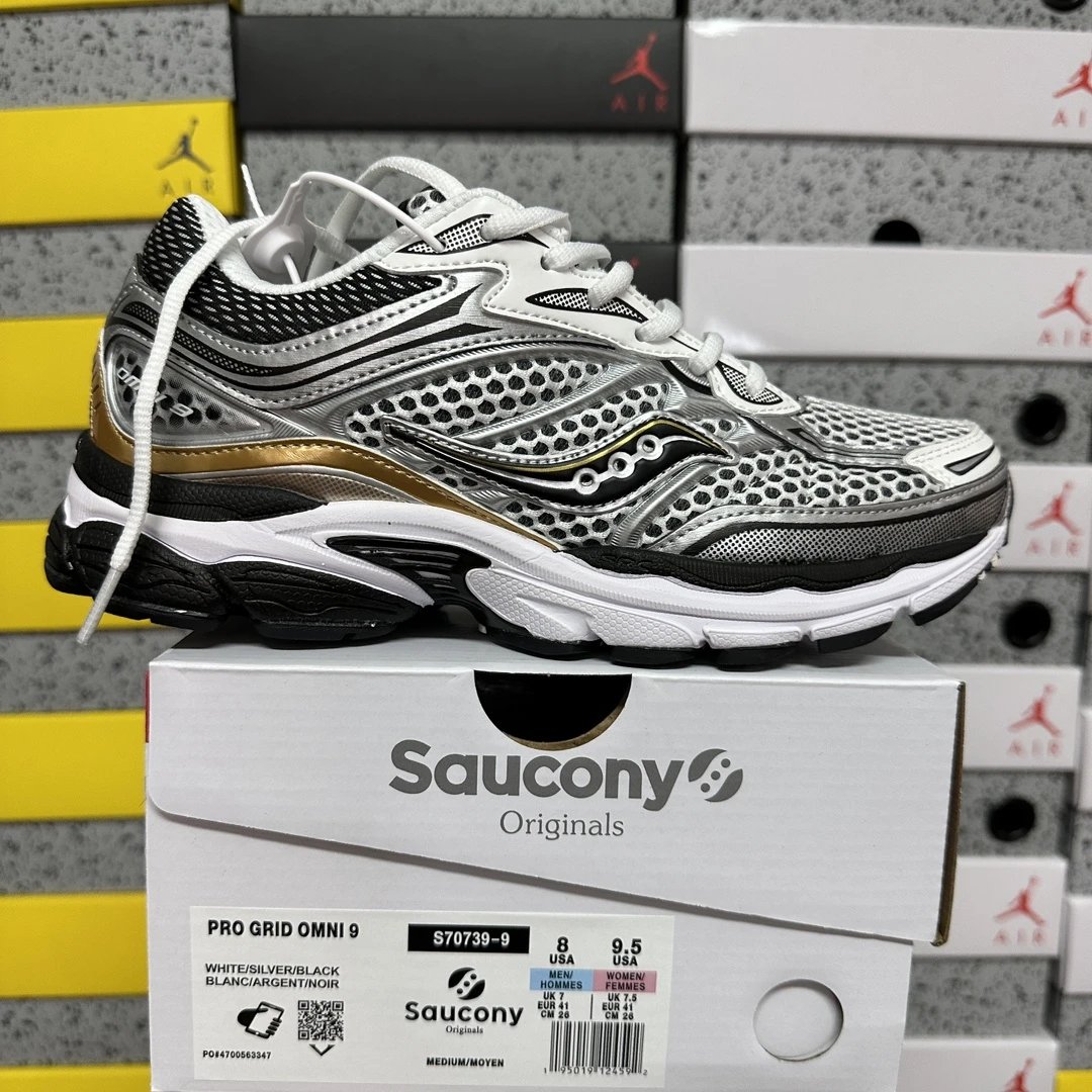 S70739-9(40-45)