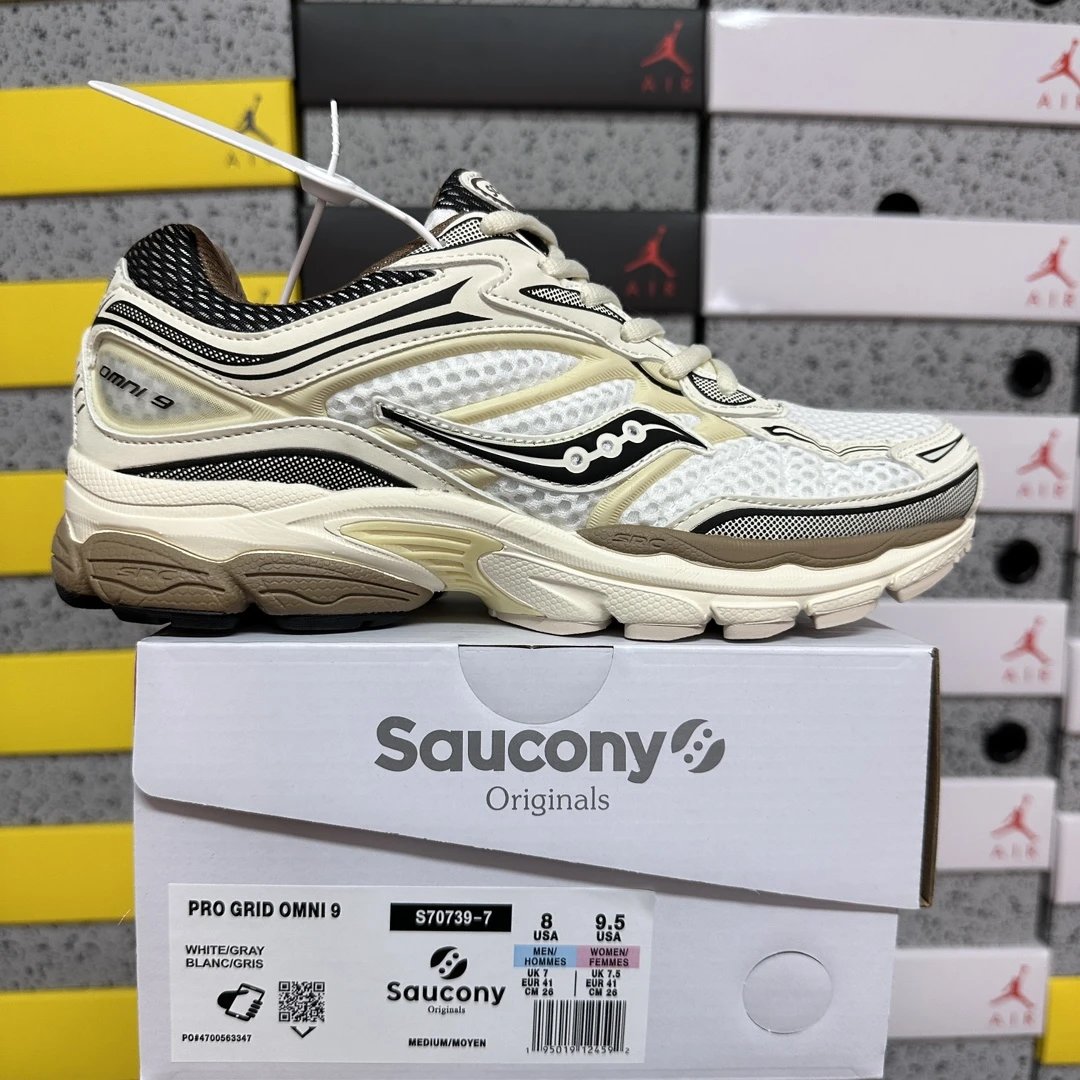 S70739-7(40-45)