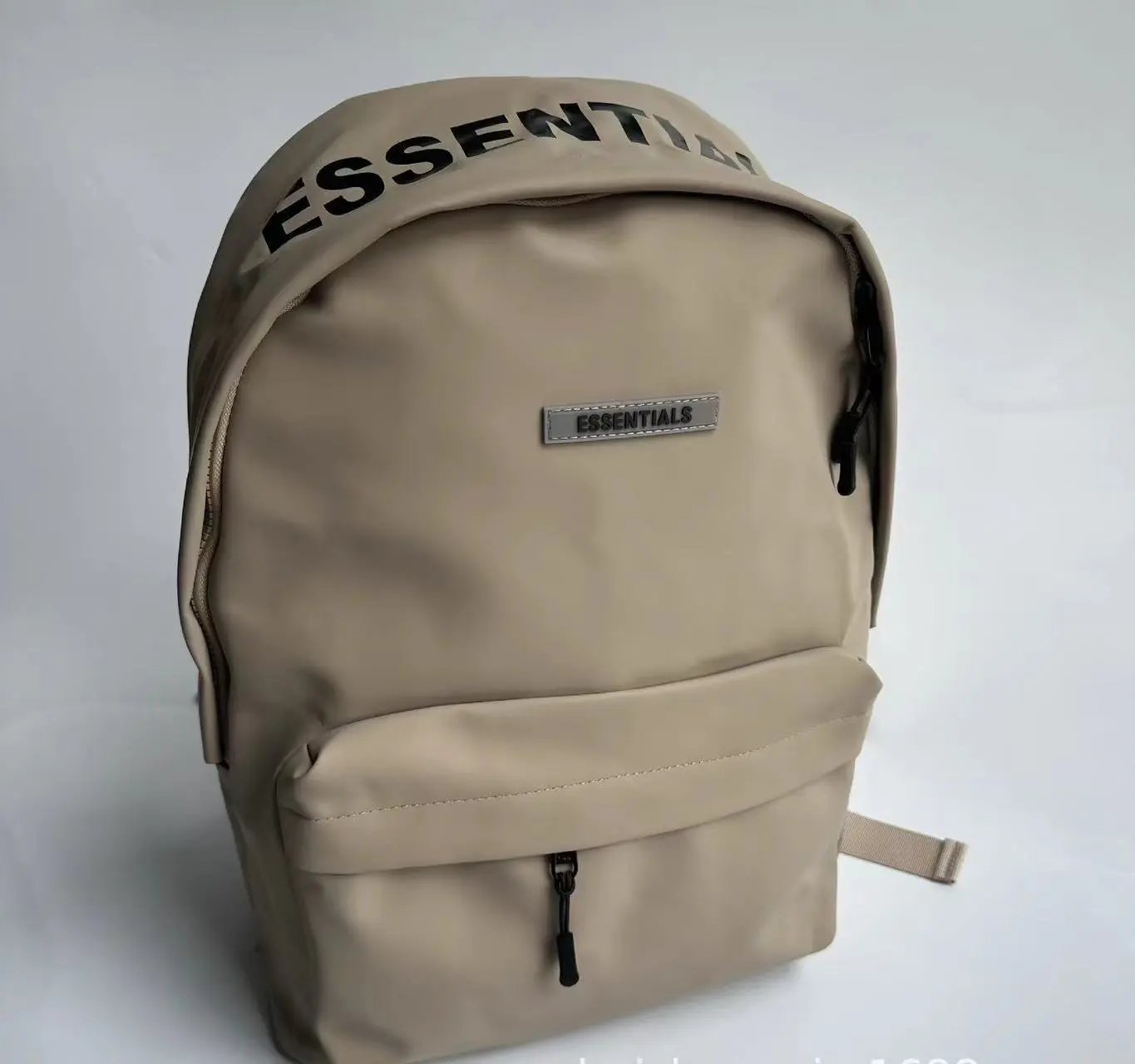 ESSENTIALS-卡其色【丝印】-款3