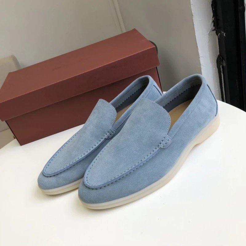 天蓝色