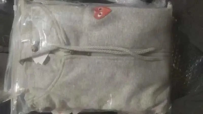 前小红心毛圈开衫灰色