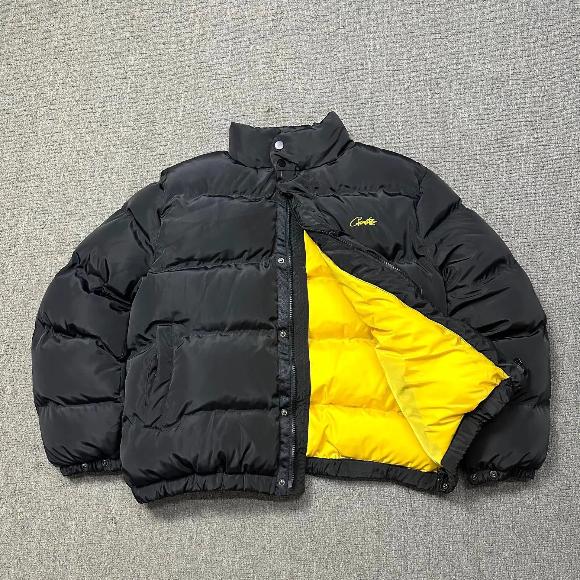 黑色黄标888
