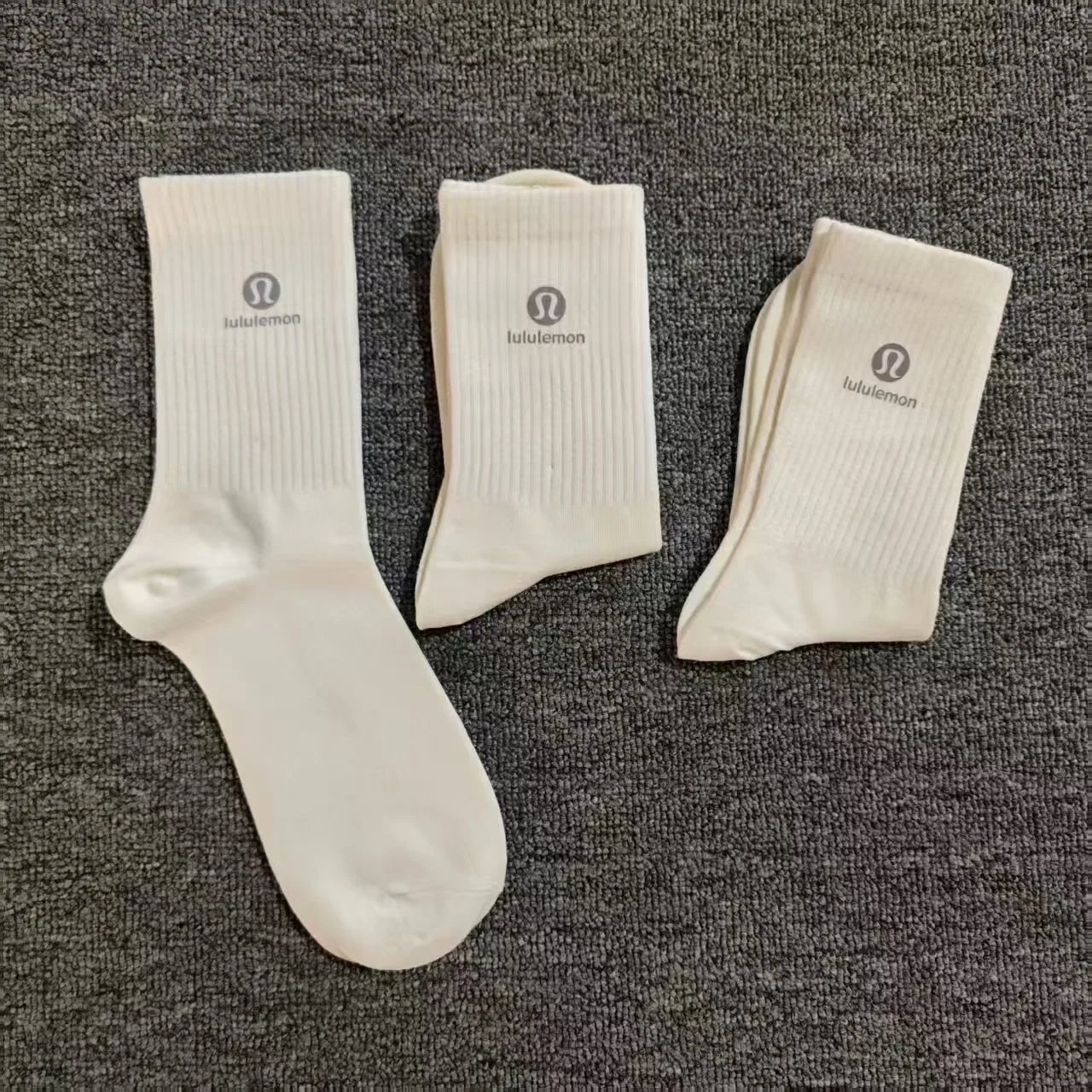 White lettering, one card, three pairs, high-top