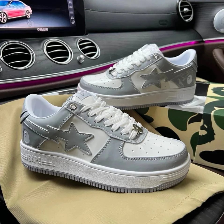 Patent leather gray-white