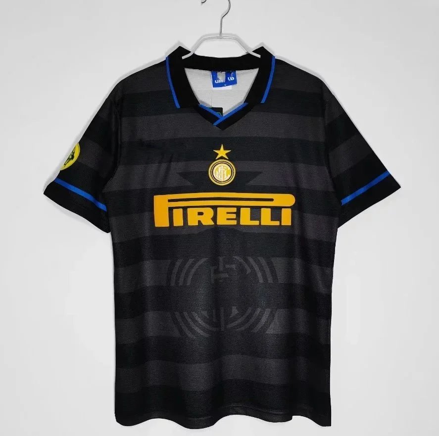 Inter Two-guest Retro in 9798 Season