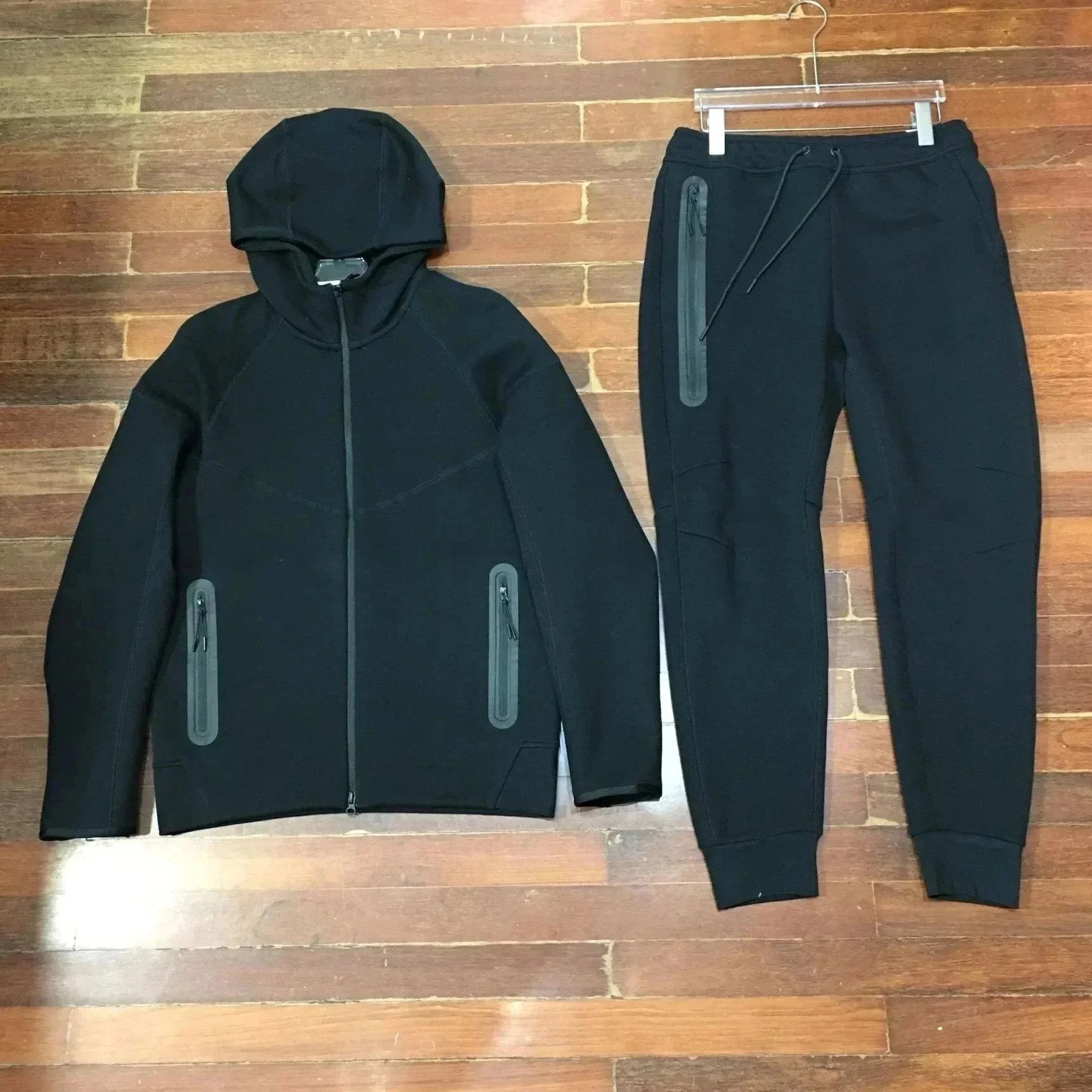 Black two-sided zipper set