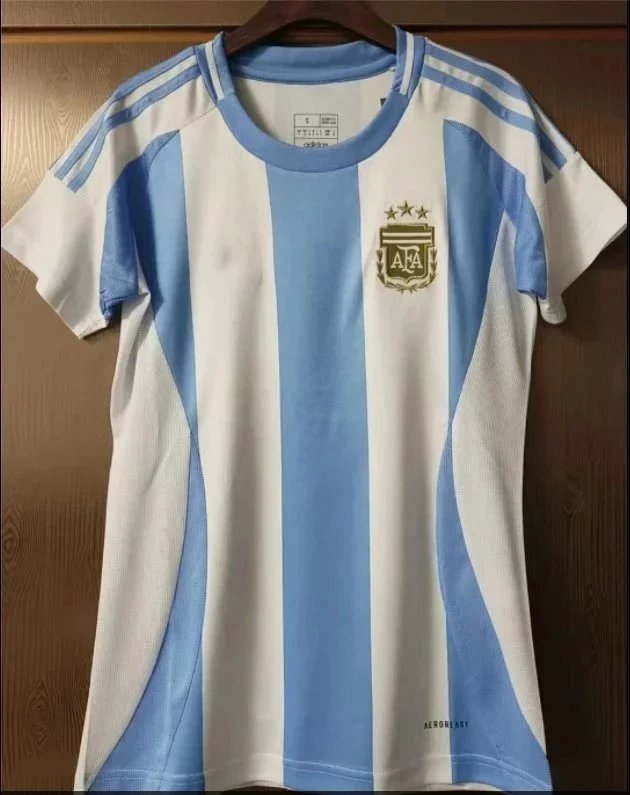2425 Argentina women’s apparel, home collection