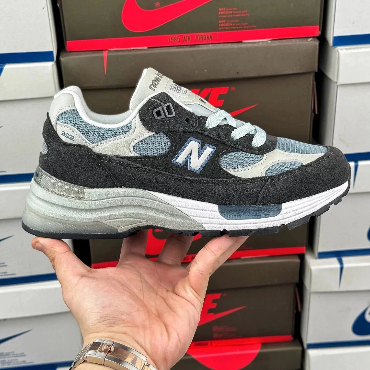 992 Kith M992KT