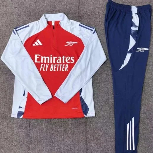 Arsenal red