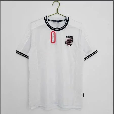 01 season England home retro