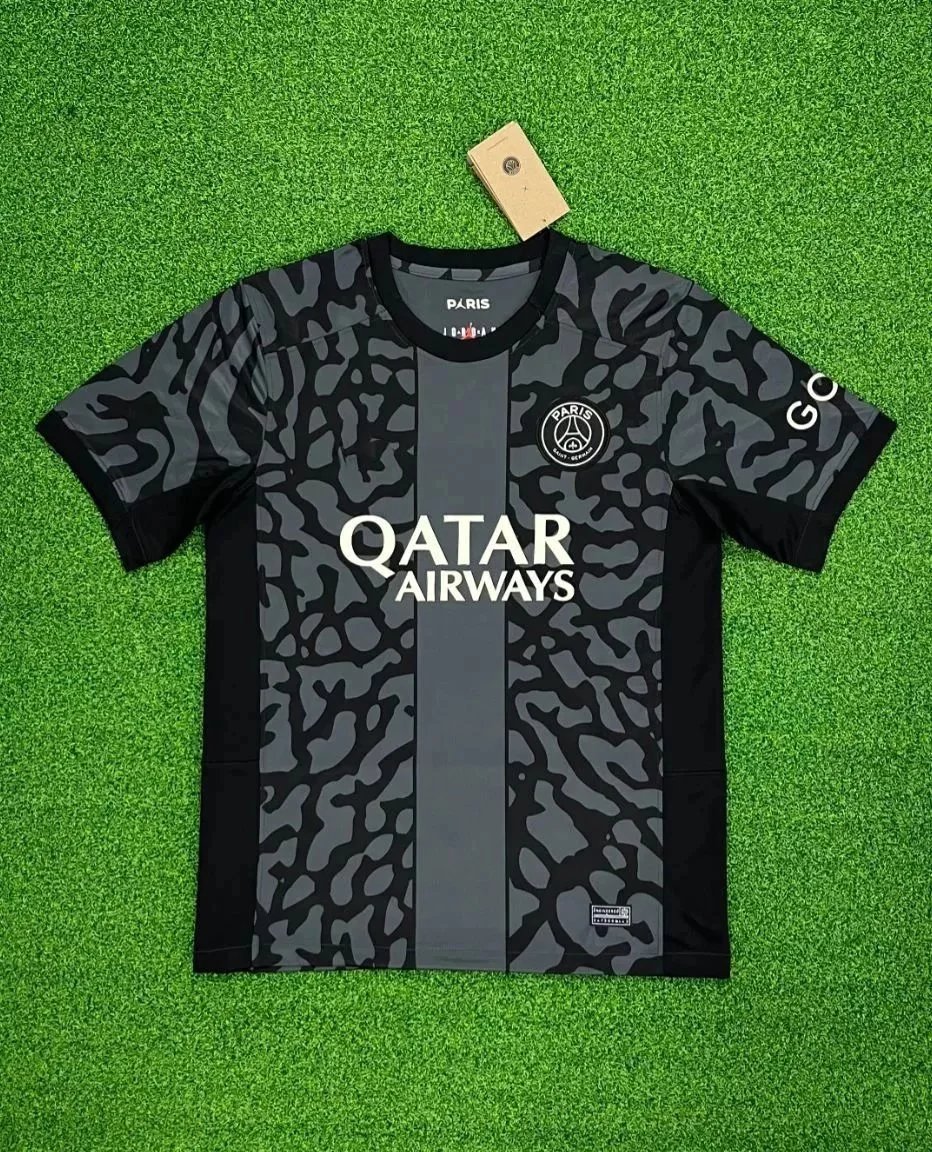 2324 Paris Saint-Germain away game