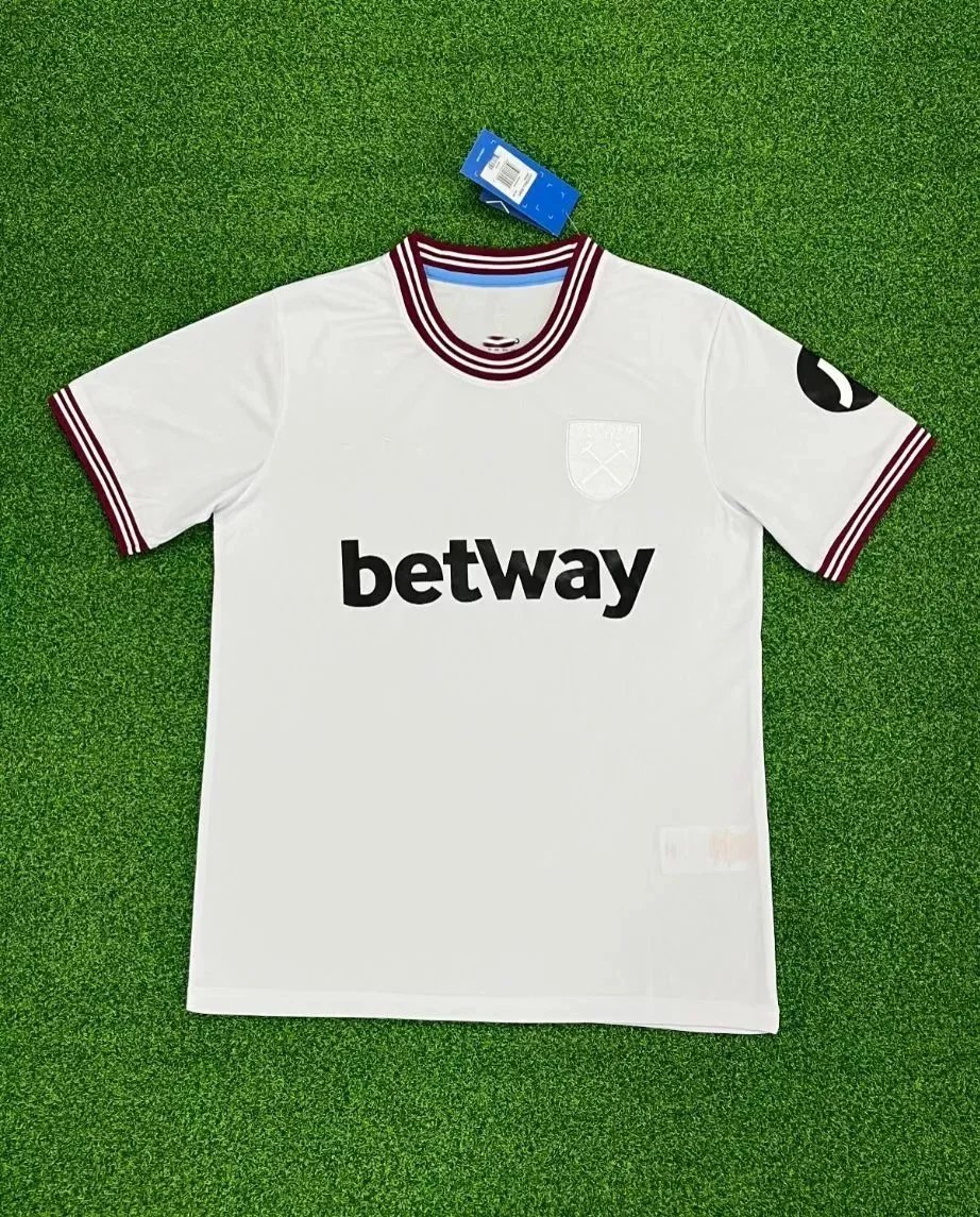 2324 West Ham United away white
