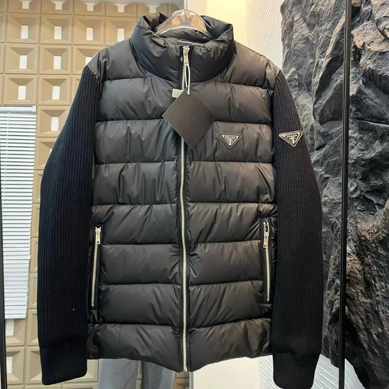 Down jacket sweater cuffs