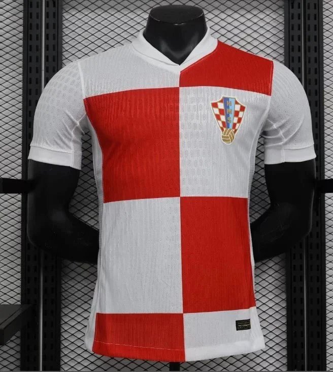 24-25 Croatia at home