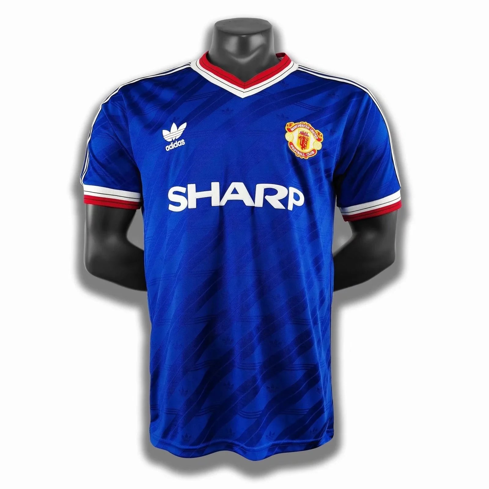 8688 Manchester United 2 guests