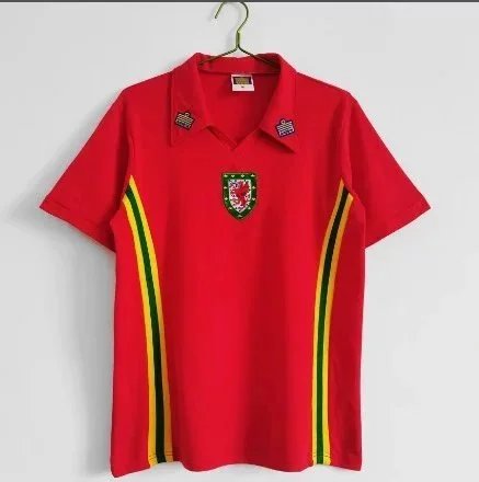 Season Wales home retro