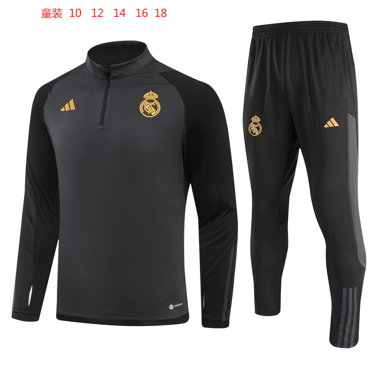 24 Black 006