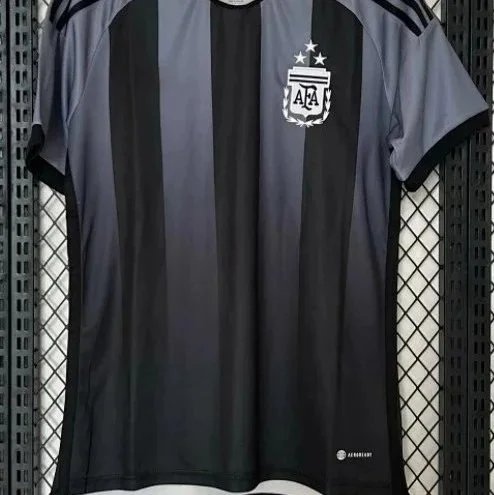 23-24 Argentina training kit