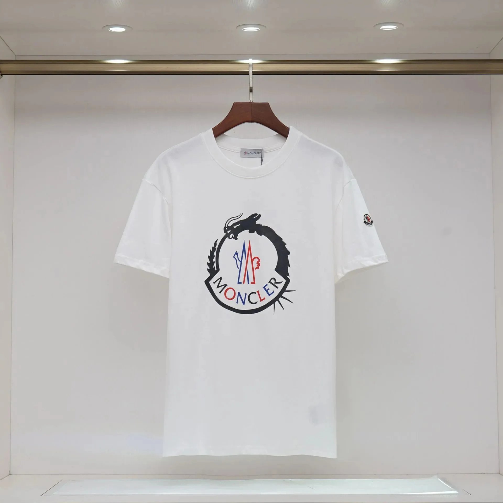 R 295 white