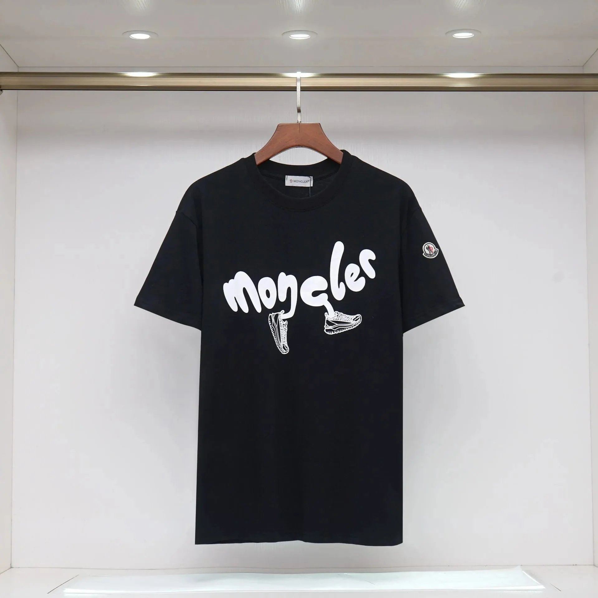 r293 black